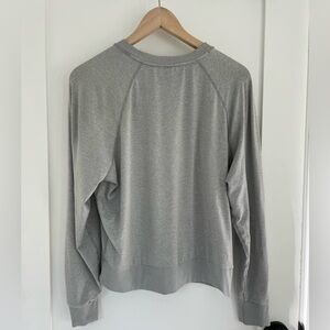 Vuori Gray Women's Crew Neck